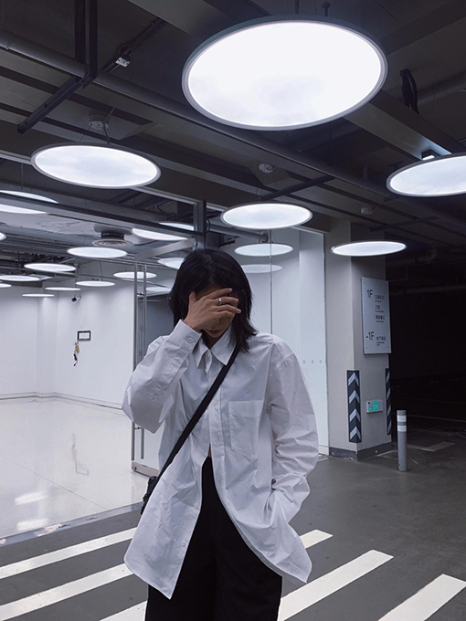 バレンシアガコピー BALENCIAGA プリントロゴ入りシャツジャケット