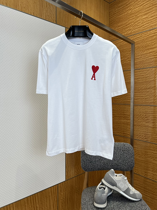 アミ ハート刺繍入りクルーネック半袖Tシャツ