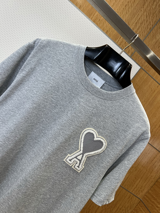アミスーパーコピー ハート刺繍入りタオル地ラウンドネック半袖Tシャツ
