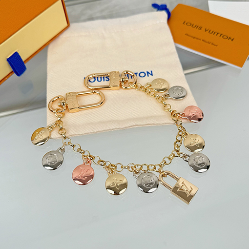 ルイヴィトンスーパーコピー LV Spring Street クラシックバッグアクセサリーとキーホルダー