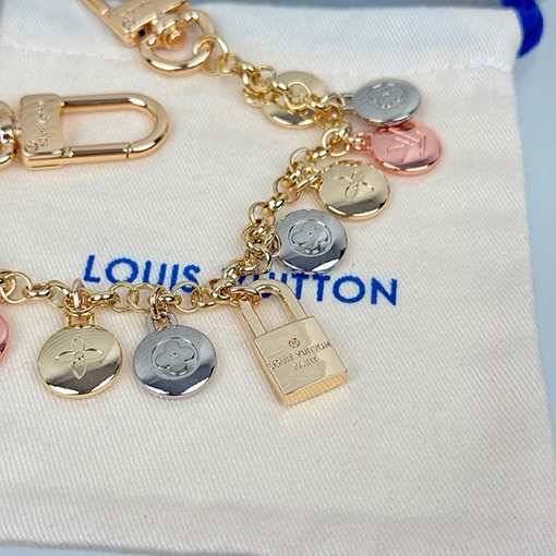 ルイヴィトンスーパーコピー LV Spring Street クラシックバッグアクセサリーとキーホルダー