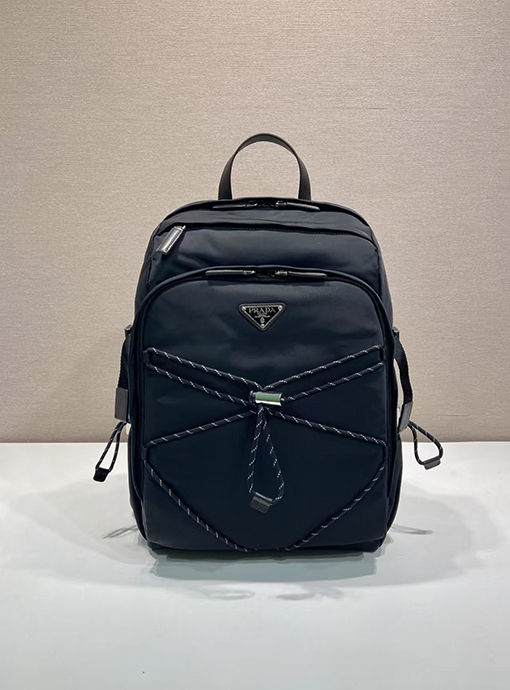 プラダ Re-Nylon 新しい多機能バックパック