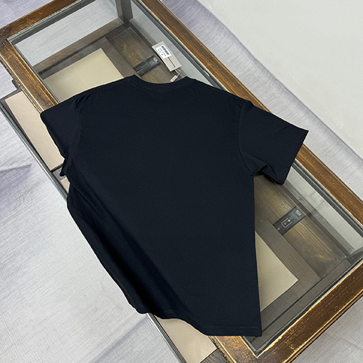 ディオール DIOR 胸にプリントのロゴが入った半袖Tシャツ