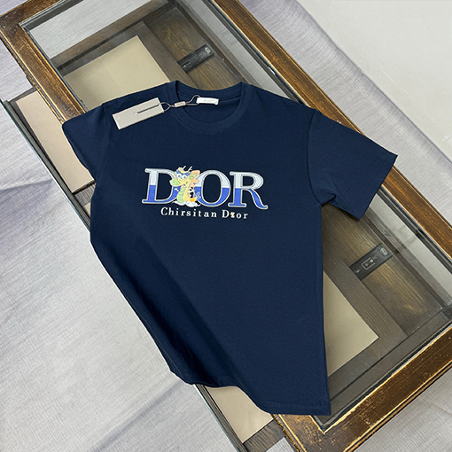 ディオール DIOR 胸にプリントのロゴが入った半袖Tシャツ