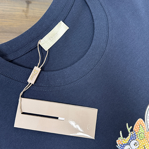 ディオール DIOR 胸にプリントのロゴが入った半袖Tシャツ