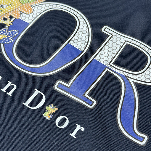 ディオール DIOR 胸にプリントのロゴが入った半袖Tシャツ