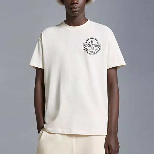 モンクレールスーパーコピー オフセットプリントのロゴ入りクルーネック半袖Tシャツ
