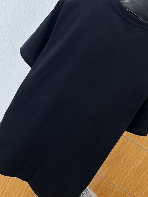 モンクレールスーパーコピー オフセットプリントのロゴ入りクルーネック半袖Tシャツ