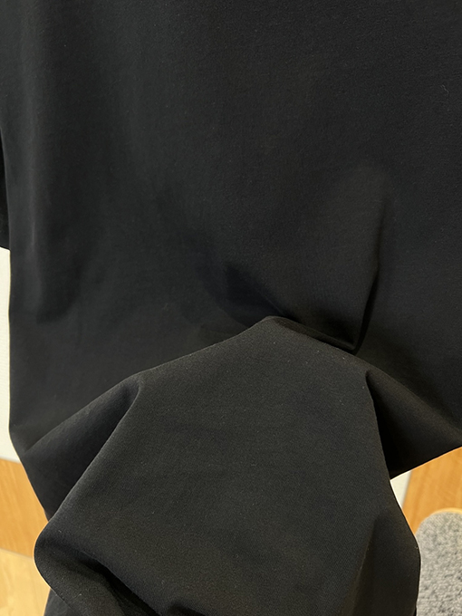 モンクレールスーパーコピー オフセットプリントのロゴ入りクルーネック半袖Tシャツ