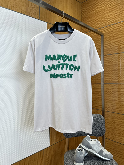 ルイヴィトンコピー クラシックなチャンキーニットの刺繍入りクルーネック半袖Tシャツ