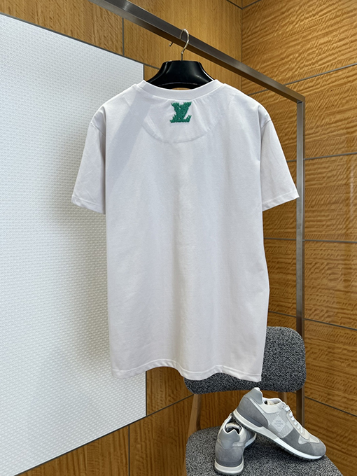 ルイヴィトンコピー クラシックなチャンキーニットの刺繍入りクルーネック半袖Tシャツ