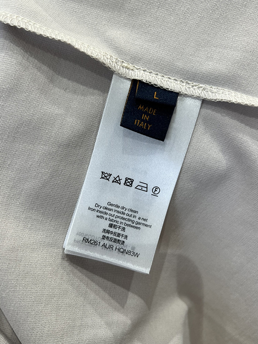 ルイヴィトンコピー クラシックなチャンキーニットの刺繍入りクルーネック半袖Tシャツ