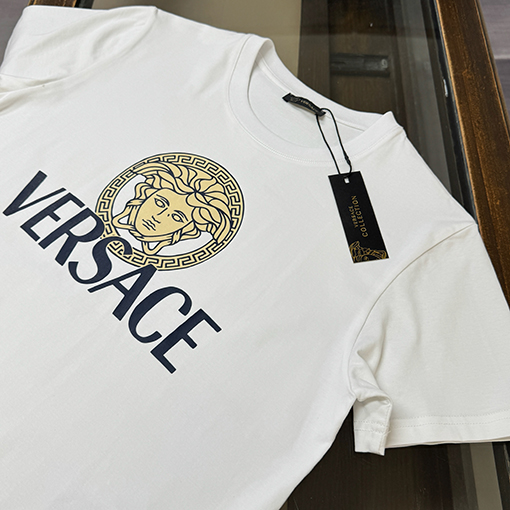 ヴェルサーチスーパーコピー VERSACE ニュークラシックプリントロゴ入り半袖Tシャツ