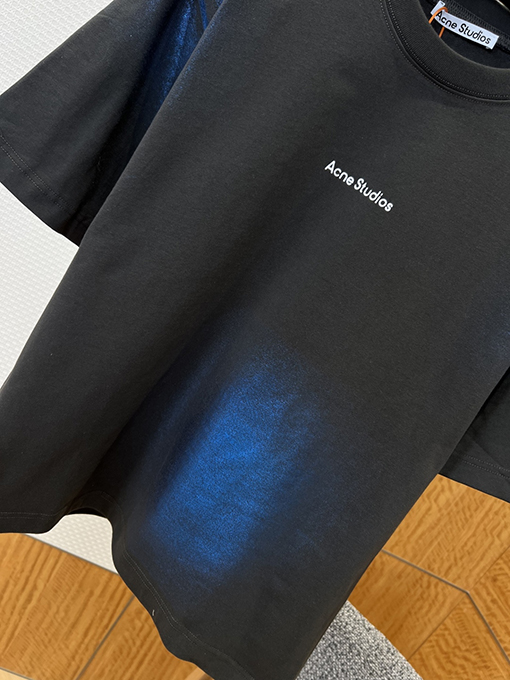 アクネストゥディオズコピー Acne Studios グラデーションホットスタンプロゴレター半袖Tシャツ
