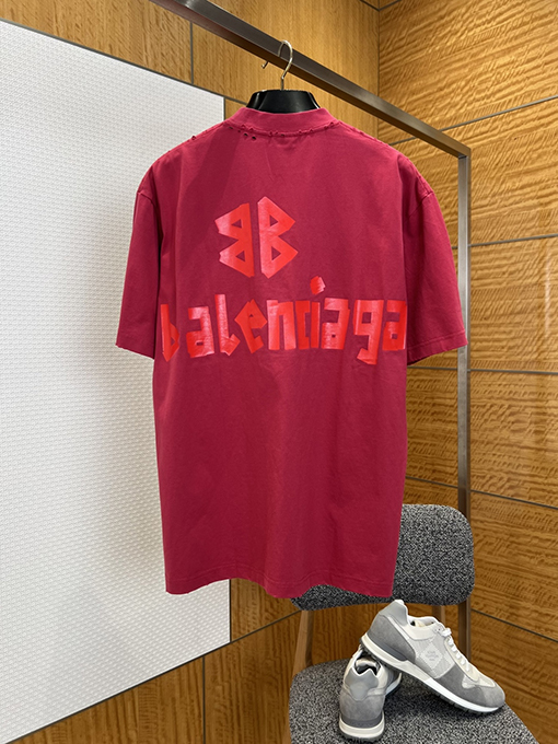 バレンシアガ BALENCIAGA ダメージのダクトテープ文字プリント入り破れた半袖Tシャツ