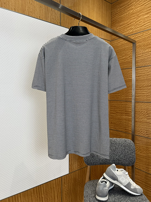 ルイヴィトン レザーラベル ストライプ柄 半袖Tシャツ