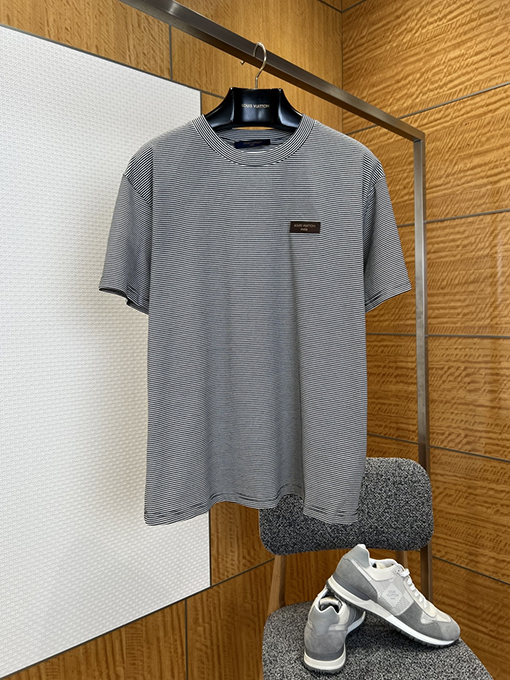 ルイヴィトン レザーラベル ストライプ柄 半袖Tシャツ