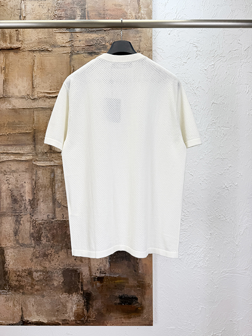 ルイヴィトンコピー LOUIS VUITTON 透かし彫り文字入りニット半袖Tシャツ