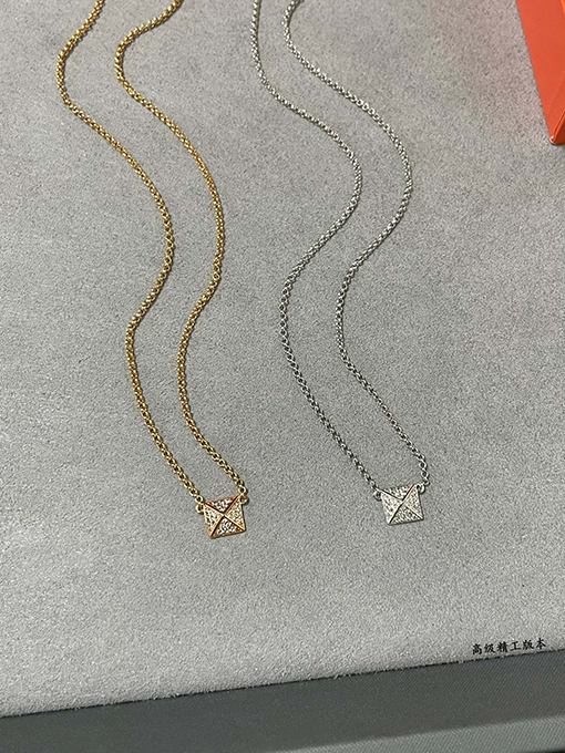 エルメスコピー レディースシングルリベットのフルダイヤモンドネックレス