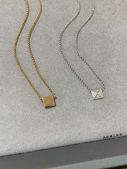 エルメスコピー レディースシングルリベットのフルダイヤモンドネックレス