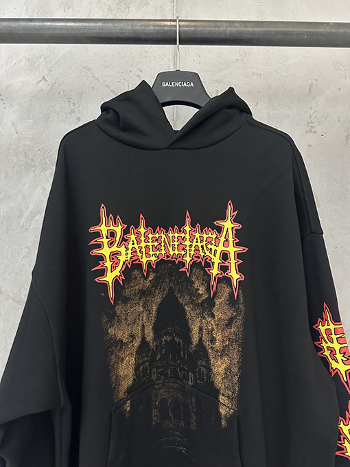 バレンシアガ BALENCIAGA クラシックな聖心大聖堂のフード付きスウェットシャツ