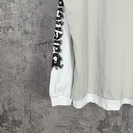 バレンシアガコピー BALENCIAGA Hybrid Double T-shirt in Light Grey/white アサシンハイブリッドダブルプリント刺繍入りライトグレー＆ホワイト平織りフェイクツーピース長袖シャツ
