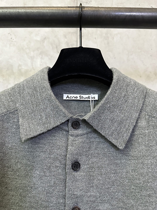 アクネストゥディオズスーパーコピー Acne Studios 刺繍ロゴ入りウールニットセーター