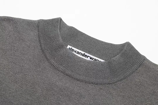 アレキサンダーワン Alexander Wang シンプルなスローガン入りセーターのベースレイヤー