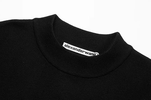 アレキサンダーワン Alexander Wang シンプルなスローガン入りセーターのベースレイヤー
