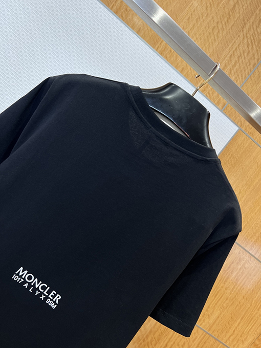 モンクレール MONCLER コラボレーションアートプリントクルーネック半袖Tシャツ
