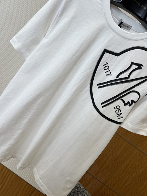モンクレール MONCLER コラボレーションアートプリントクルーネック半袖Tシャツ