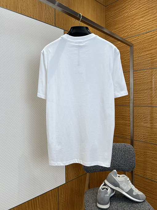 モンクレールコピー クラシックロゴ レザーラベル クルーネック 半袖Tシャツ
