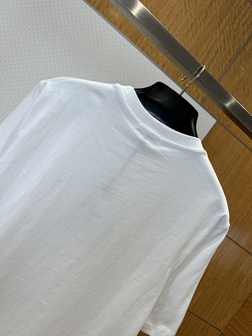 モンクレールコピー クラシックロゴ レザーラベル クルーネック 半袖Tシャツ