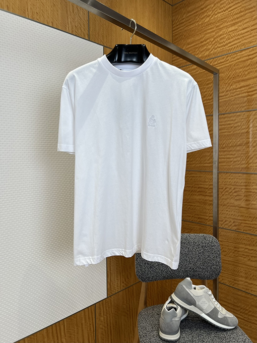 プラダスーパーコピー シールドロゴ刺繍入り半袖Tシャツ