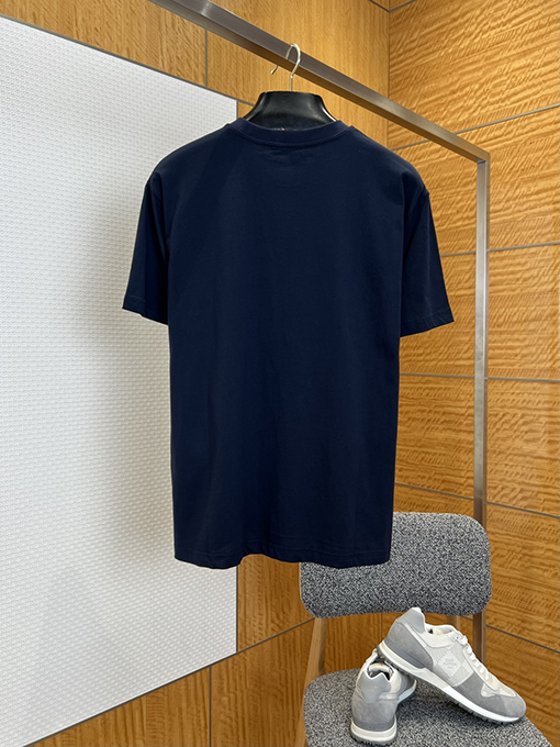 プラダスーパーコピー シールドロゴ刺繍入り半袖Tシャツ