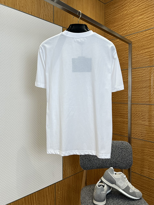 プラダスーパーコピー シールドロゴ刺繍入り半袖Tシャツ
