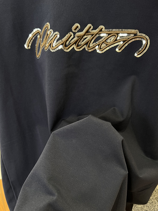 ルイヴィトン スパンコール刺繍入りレター半袖Tシャツ