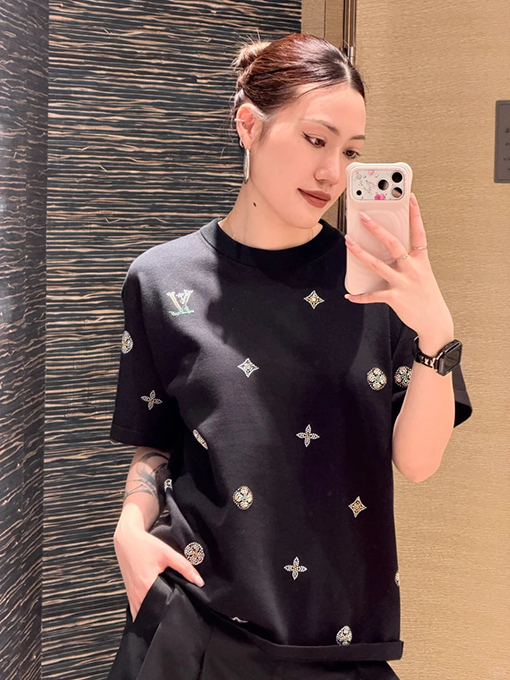 ルイヴィトンコピー ラインストーンモノグラムニット半袖Tシャツ