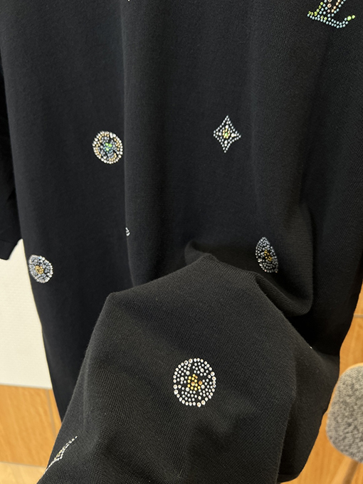 ルイヴィトンコピー ラインストーンモノグラムニット半袖Tシャツ