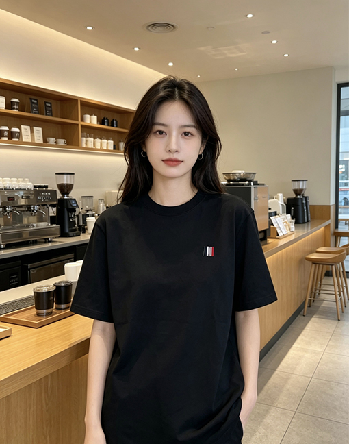アミコピー クラシックなレターストライプ刺繍入り半袖Tシャツ