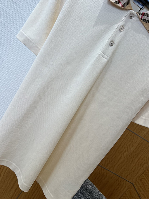 バーバリーコピー クラシックなチェック柄の襟付き半袖ポロシャツ