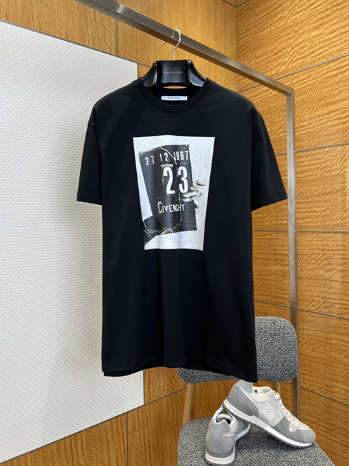 ジバンシィ GIVENCHY ファッションな番号23のレトロプリント半袖Tシャツ