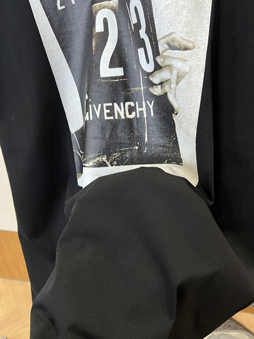 ジバンシィ GIVENCHY ファッションな番号23のレトロプリント半袖Tシャツ