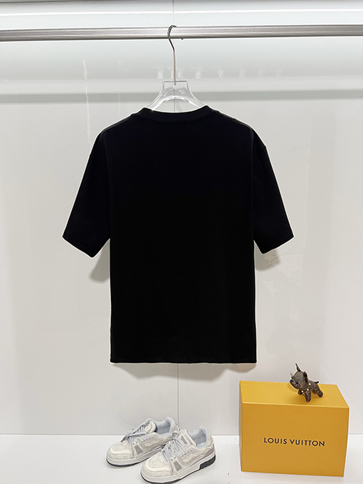 ジバンシィコピー GIVENCHY クラシックなグラフィティプリントのレターロゴ入り半袖Tシャツ