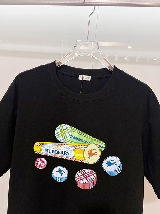 バーバリーコピー BURBERRY クラシックなウォーホースのロゴ入り半袖Tシャツ