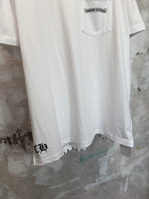 クロムハーツ 手描きの炎柄が全面にプリントされた半袖Tシャツ