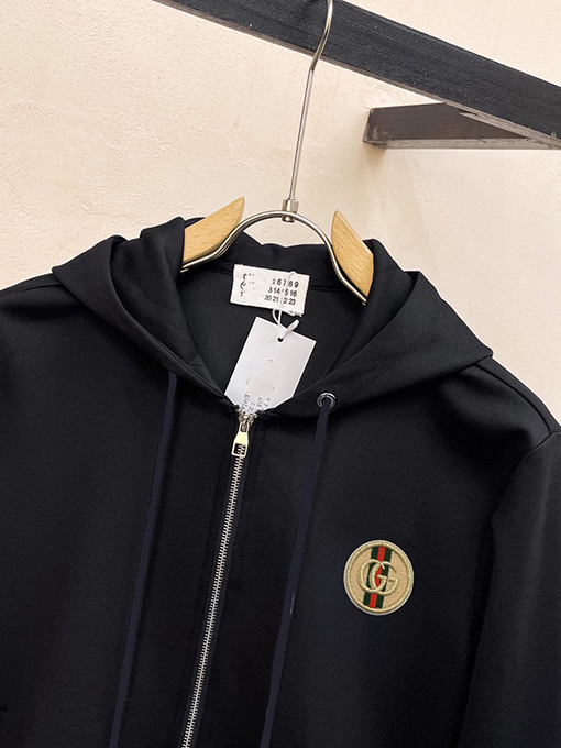 グッチ クラシック人気のジップアップパーカーとパンツのセット