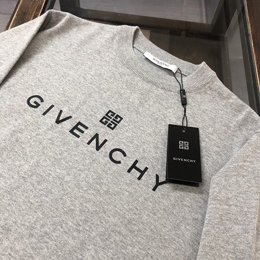 ジバンシィスーパーコピー Givenchy シリコンプリントの文字ロゴ入りカジュアルニットセーター