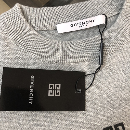 ジバンシィスーパーコピー Givenchy シリコンプリントの文字ロゴ入りカジュアルニットセーター