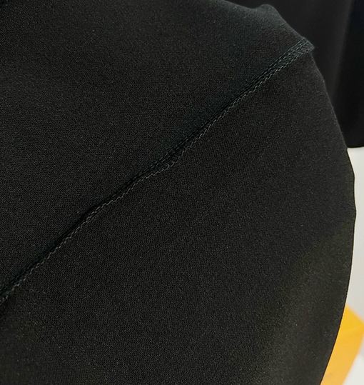 バーバリーコピー BURBERRY クラシックなレタープリントロゴ入り半袖Tシャツ
